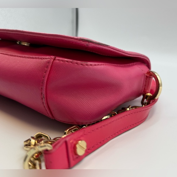 Tory Burch Robinson mini chain-strap bag in bright pink saffiano leather - Picture 3 of 9